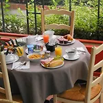 D'orsay Szálloda 3*