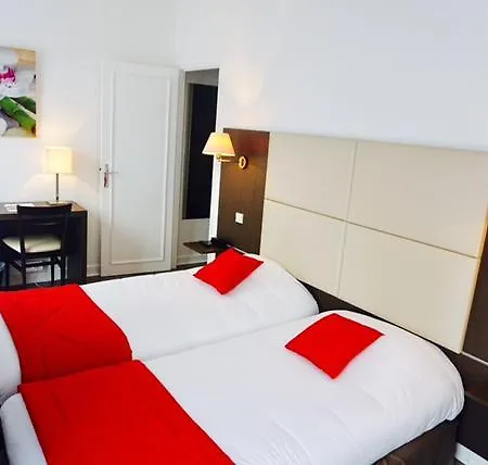 D'orsay 3*